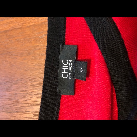 Red and black cardigan - Picture 3 of 3